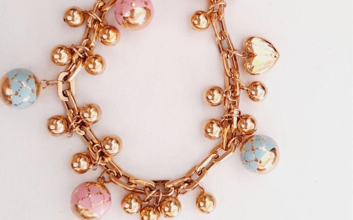 pulseras de oro con charms